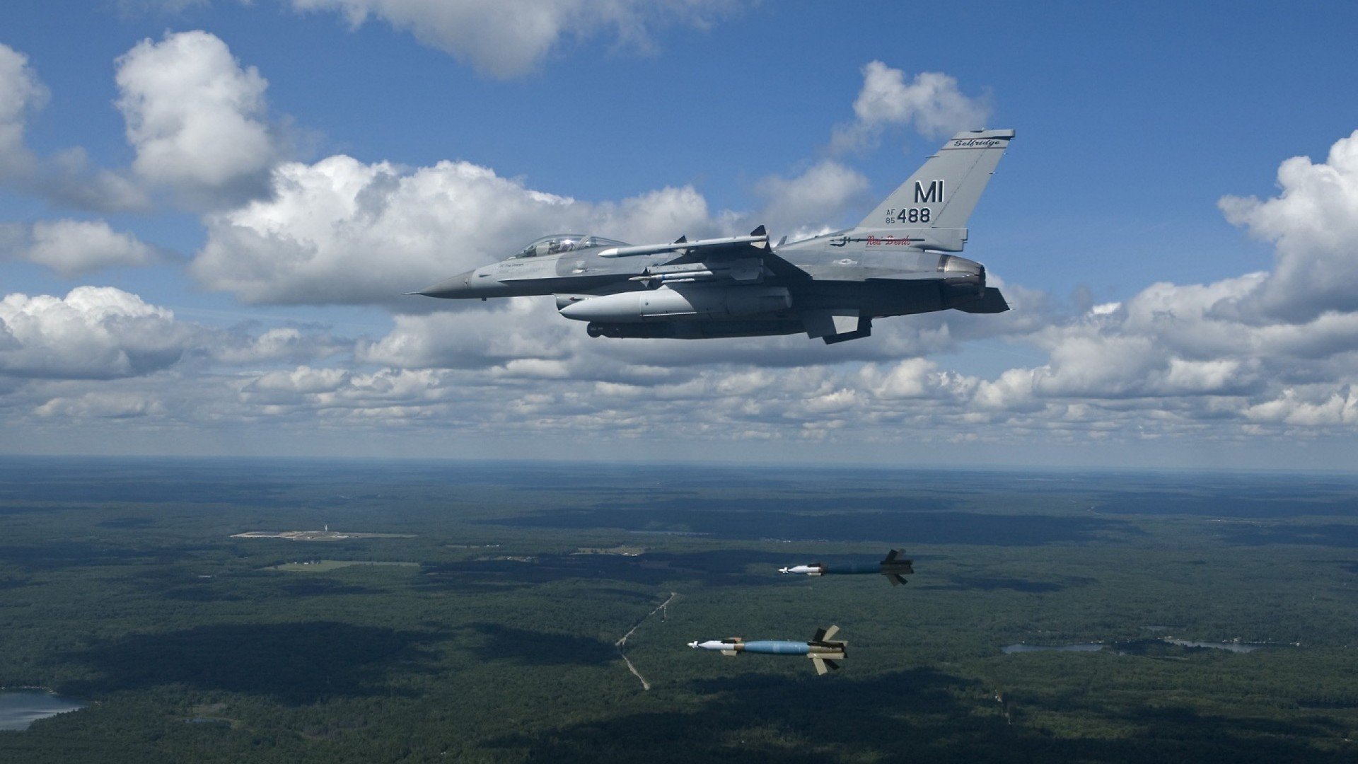 “滚球赛:三叉湖赛场技术与策略并存,挑战极限”